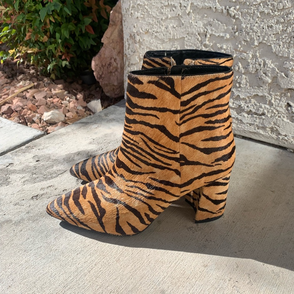 Antonio Melani leather booties.